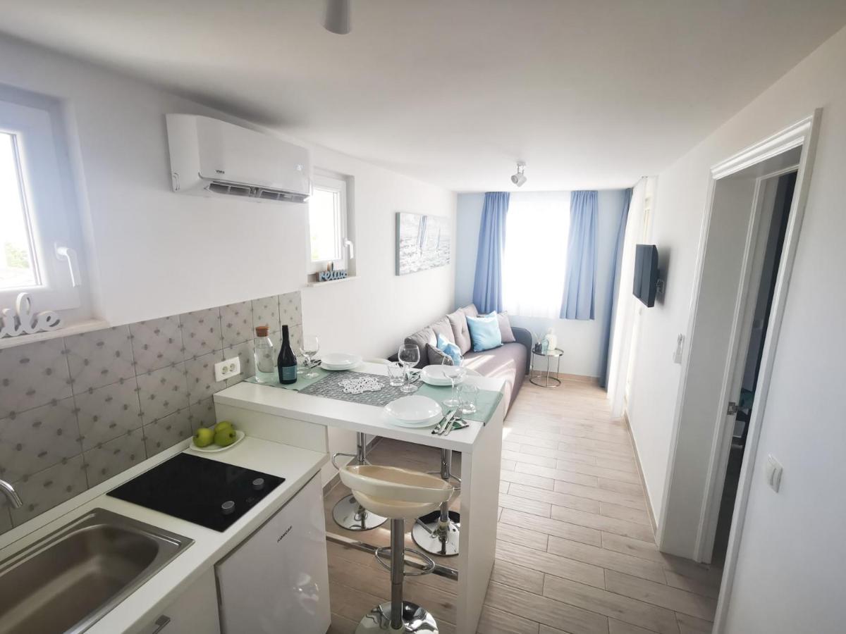 Rita Apartments - Sea-View Apartment 2Plus1 Tučepi المظهر الخارجي الصورة