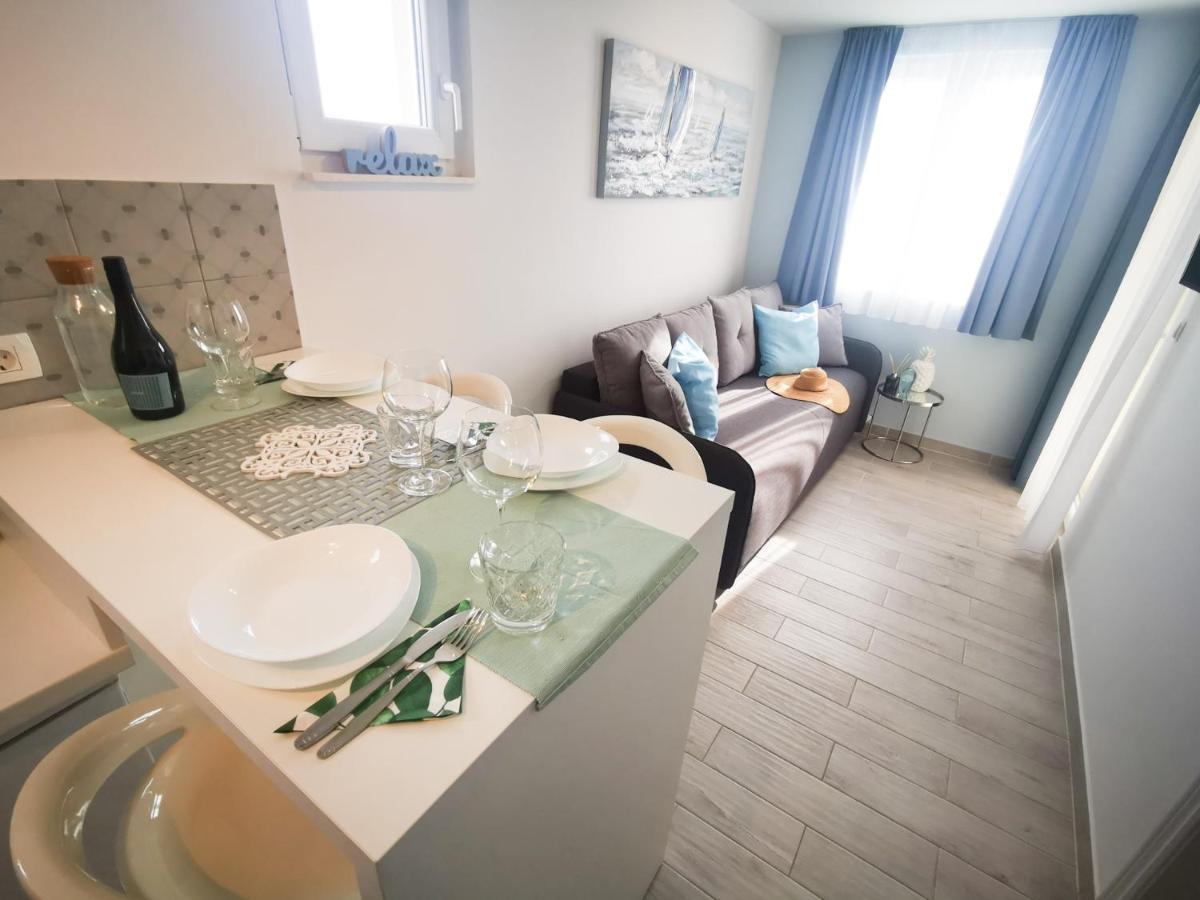 Rita Apartments - Sea-View Apartment 2Plus1 Tučepi المظهر الخارجي الصورة